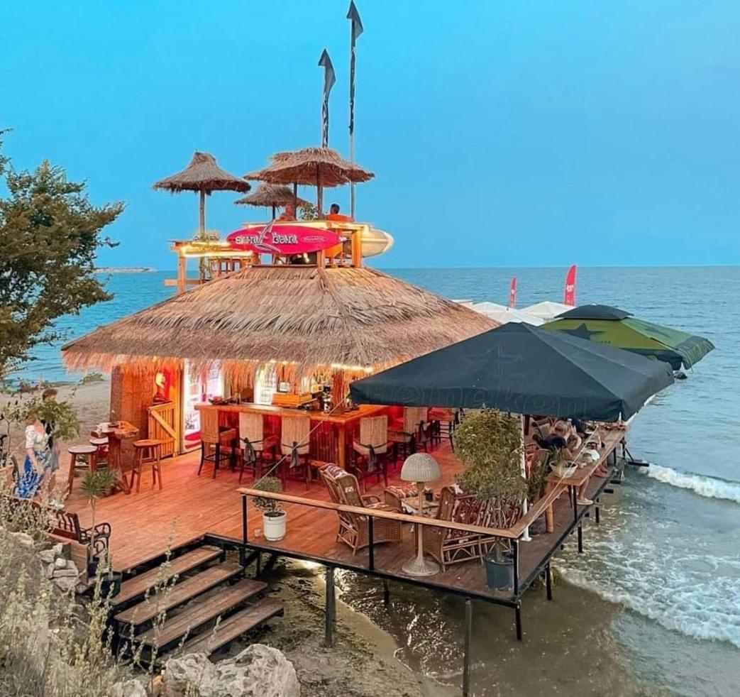 רבדה Oazis Cozy Beach Apartment מראה חיצוני תמונה